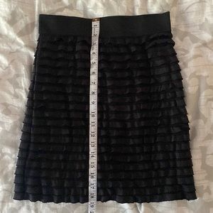 Flirty, mini skirt -Super accents